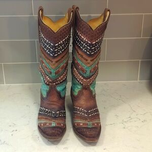 Women's cowboy boots